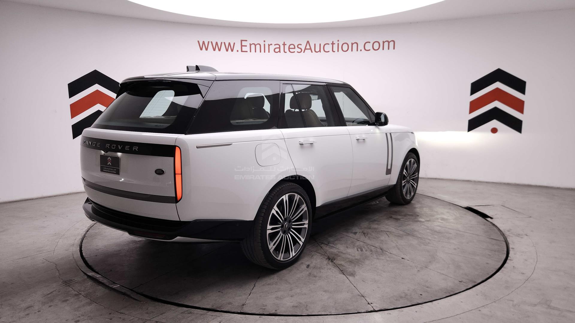 2022 RANGE ROVER VOGUE VIN: SALKA9B70NA007514