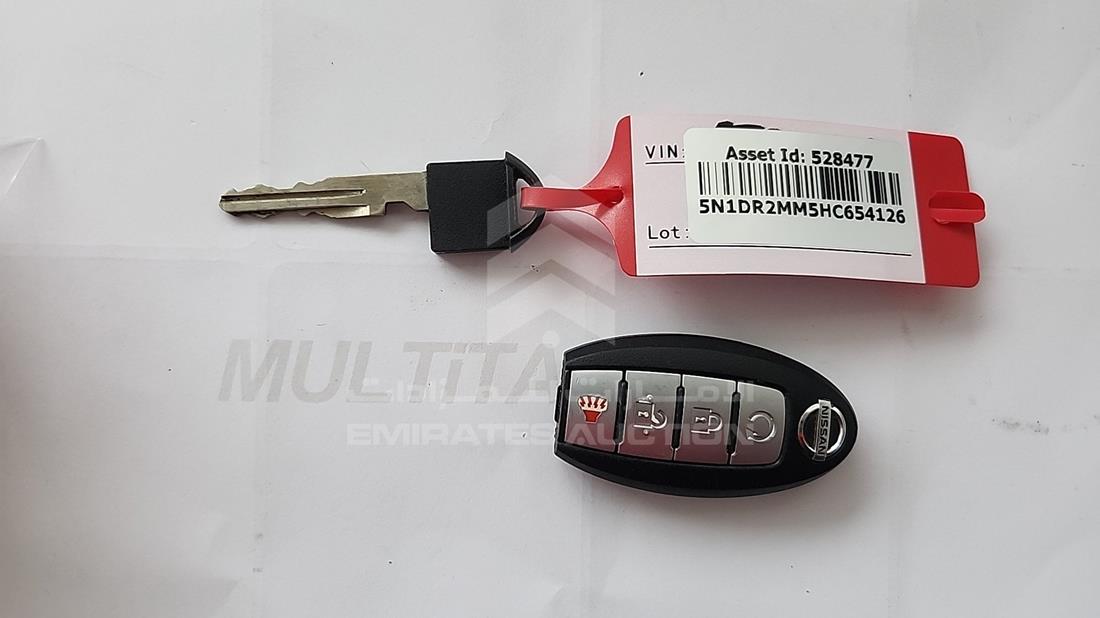 2017 Nissan Pathfinder — Keys — Photo 5