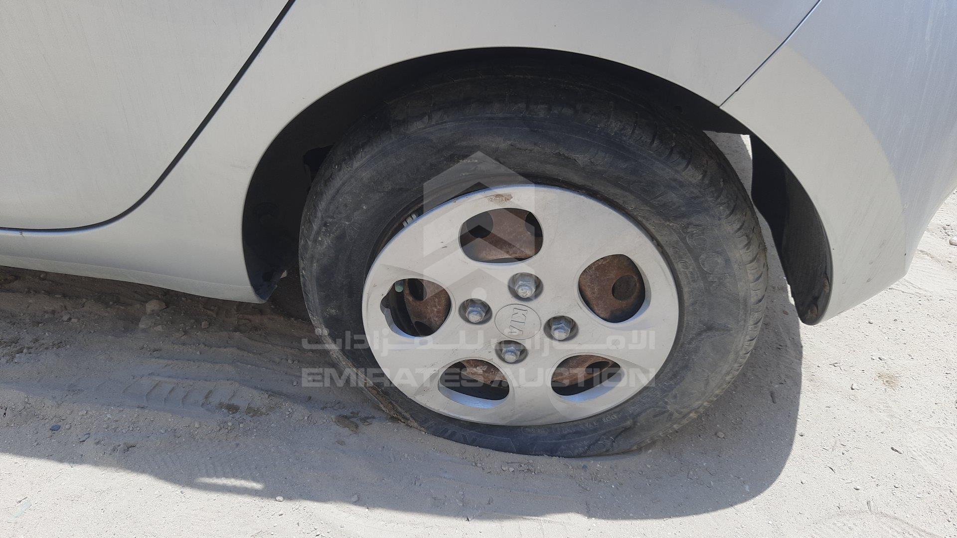 KNABE5121FT976042 - 2015 Kia Picanto - #425601