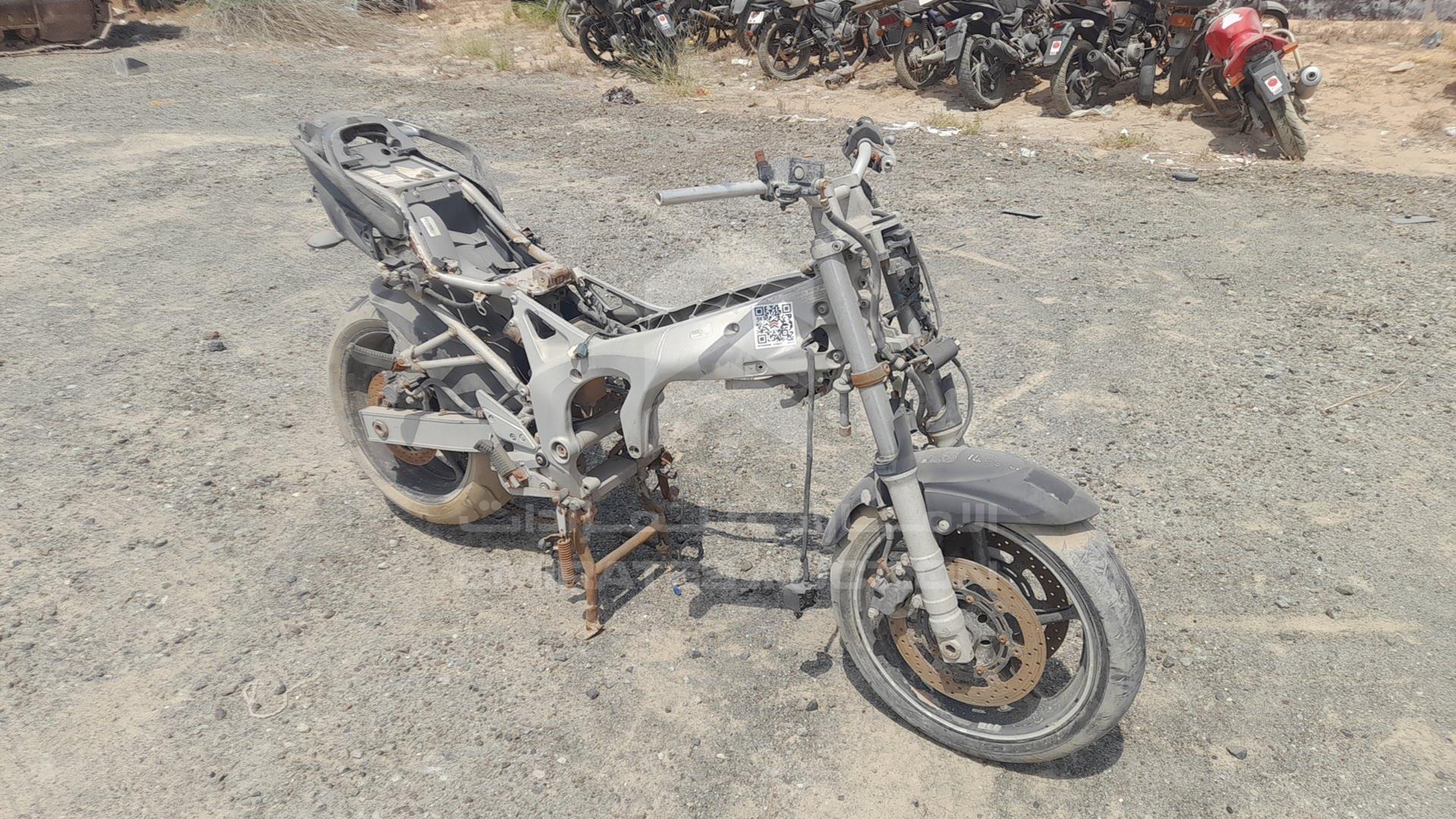 2006 YAMAHA FZ6 S VIN: JYARJ071000056504