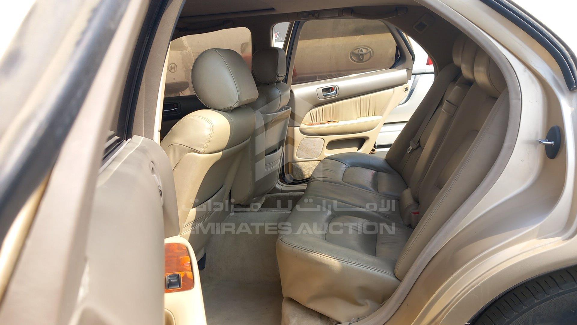 2000 LEXUS LS400 VIN: JT8BH28F5Y0169821