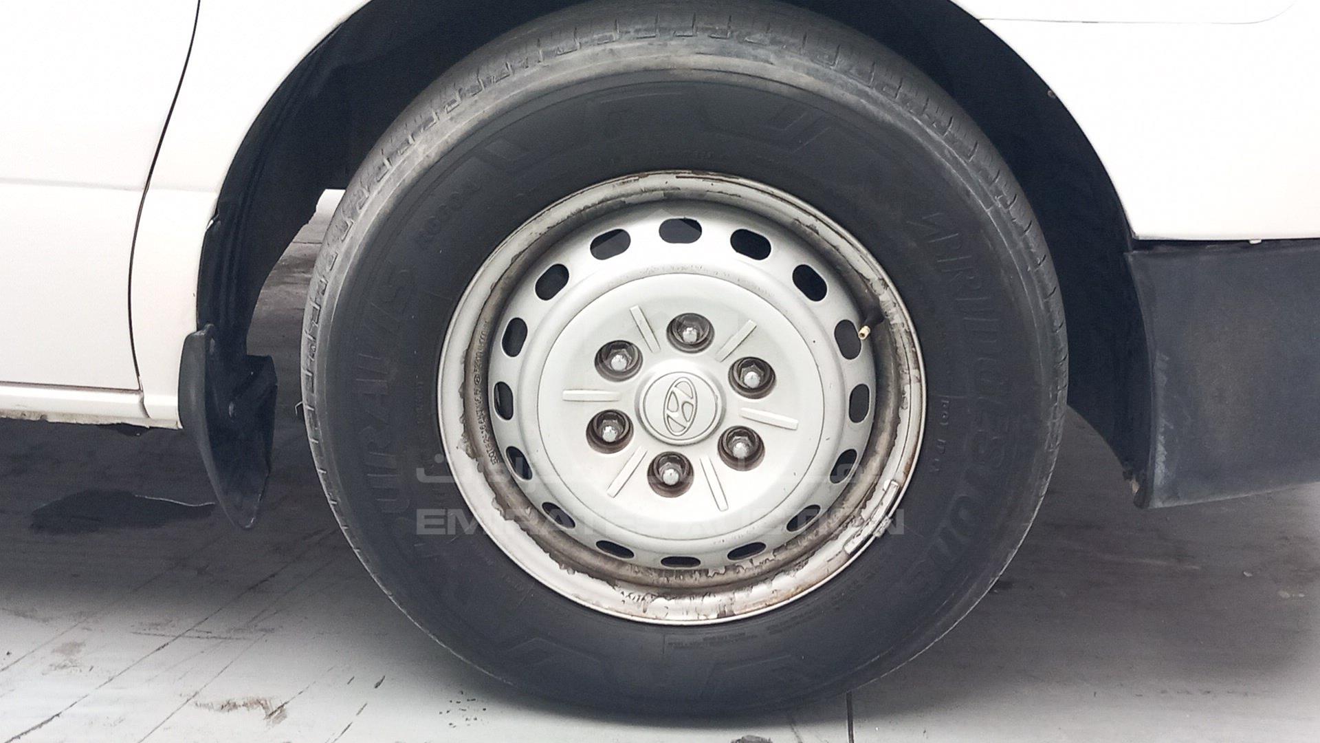 2017 HYUNDAI H1 VIN: KMJWA37R7HU866337