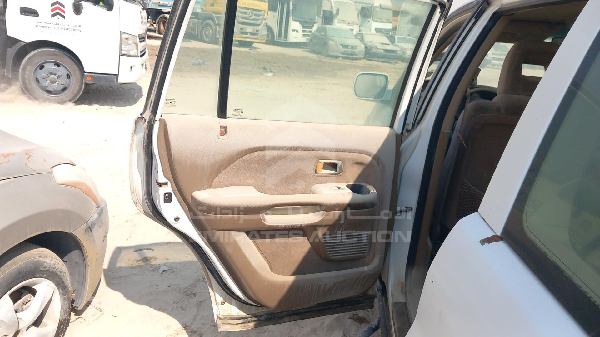 2004 HONDA MRV VIN: 2HKYF18164H700618