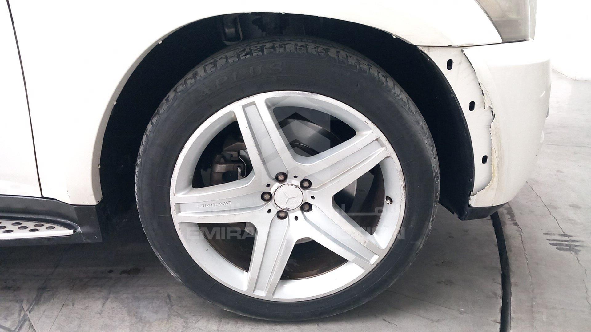 2012 MERCEDES GL 500 VIN: WDCBF8GEXCA777771
