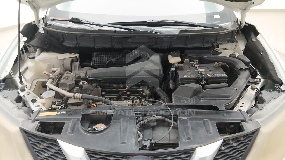 2015 Nissan X-Trail — Engine Bay — Photo 34