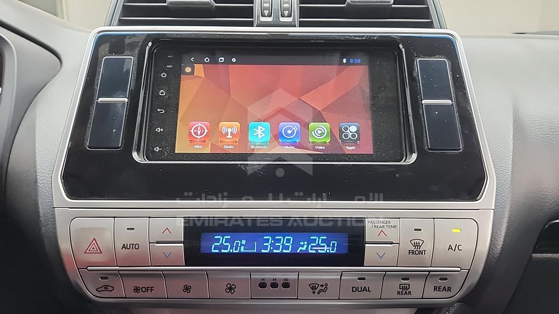 2020 Toyota Prado — Entertainment Systems & Camera Monitor & Navigation — Photo 18