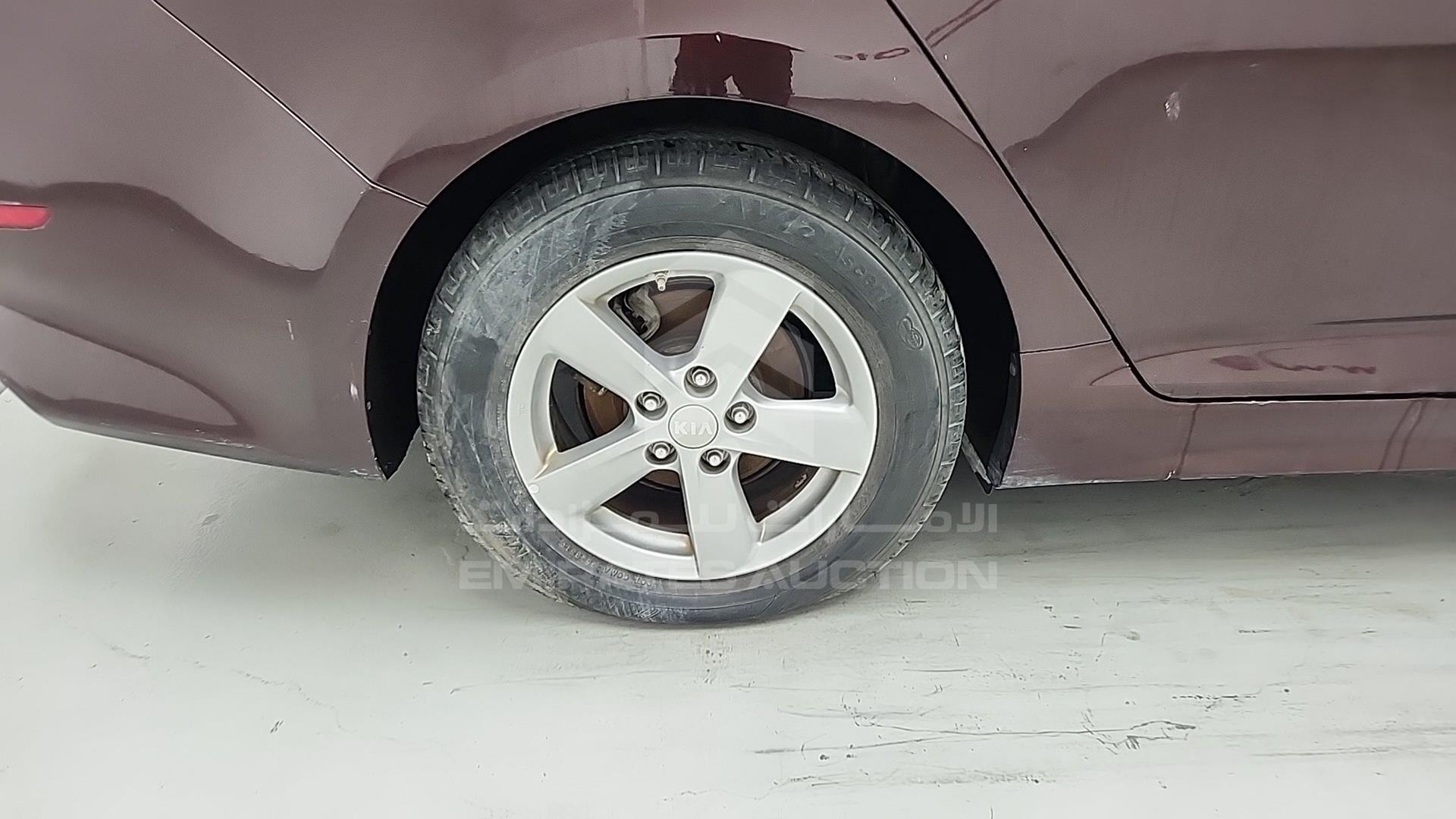 2015 KIA OPTIMA VIN: 5XXGM4A76FG428166