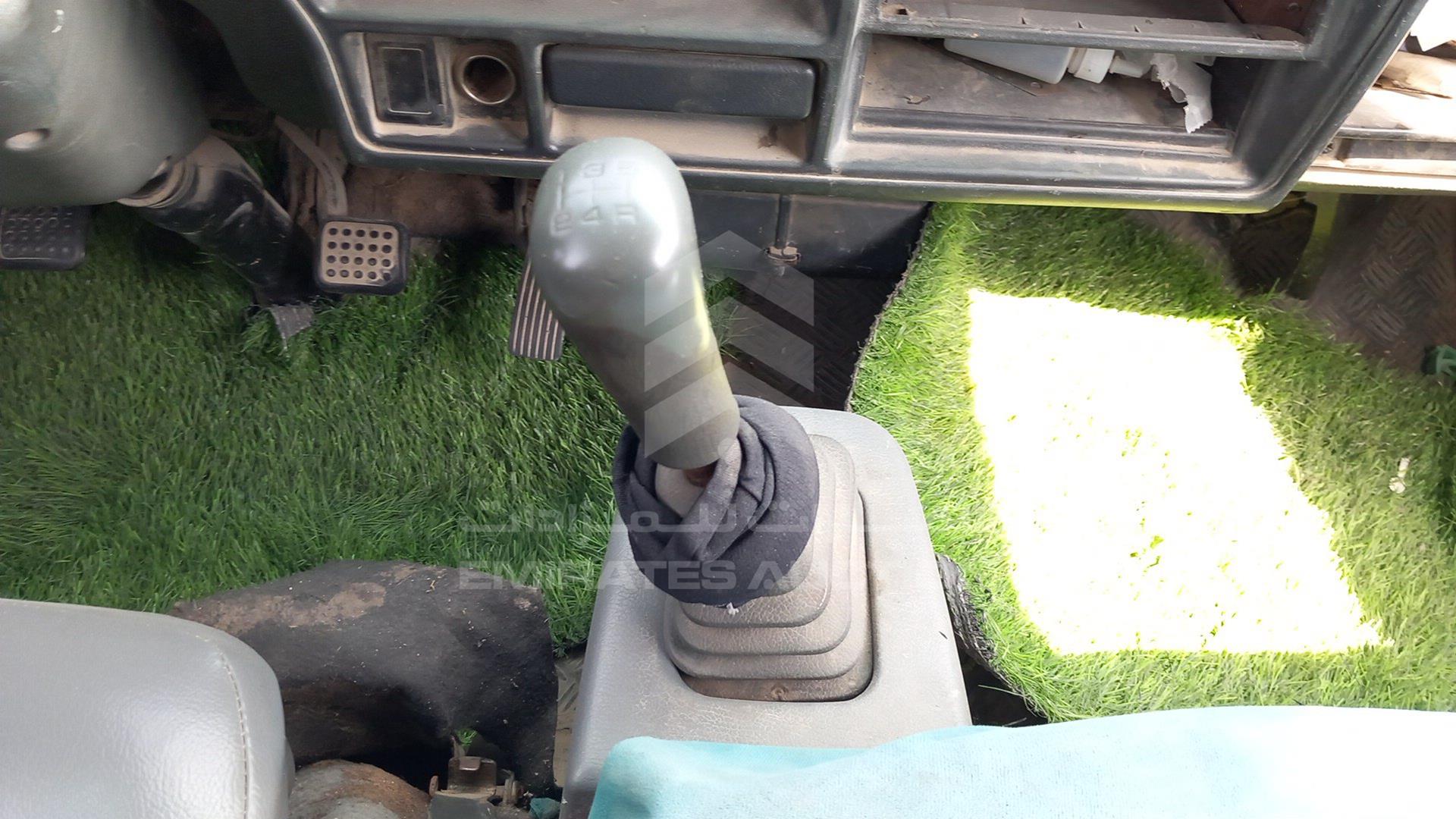 2004 MITSUBISHI L 300 VIN: JMYHNP13W4A771486