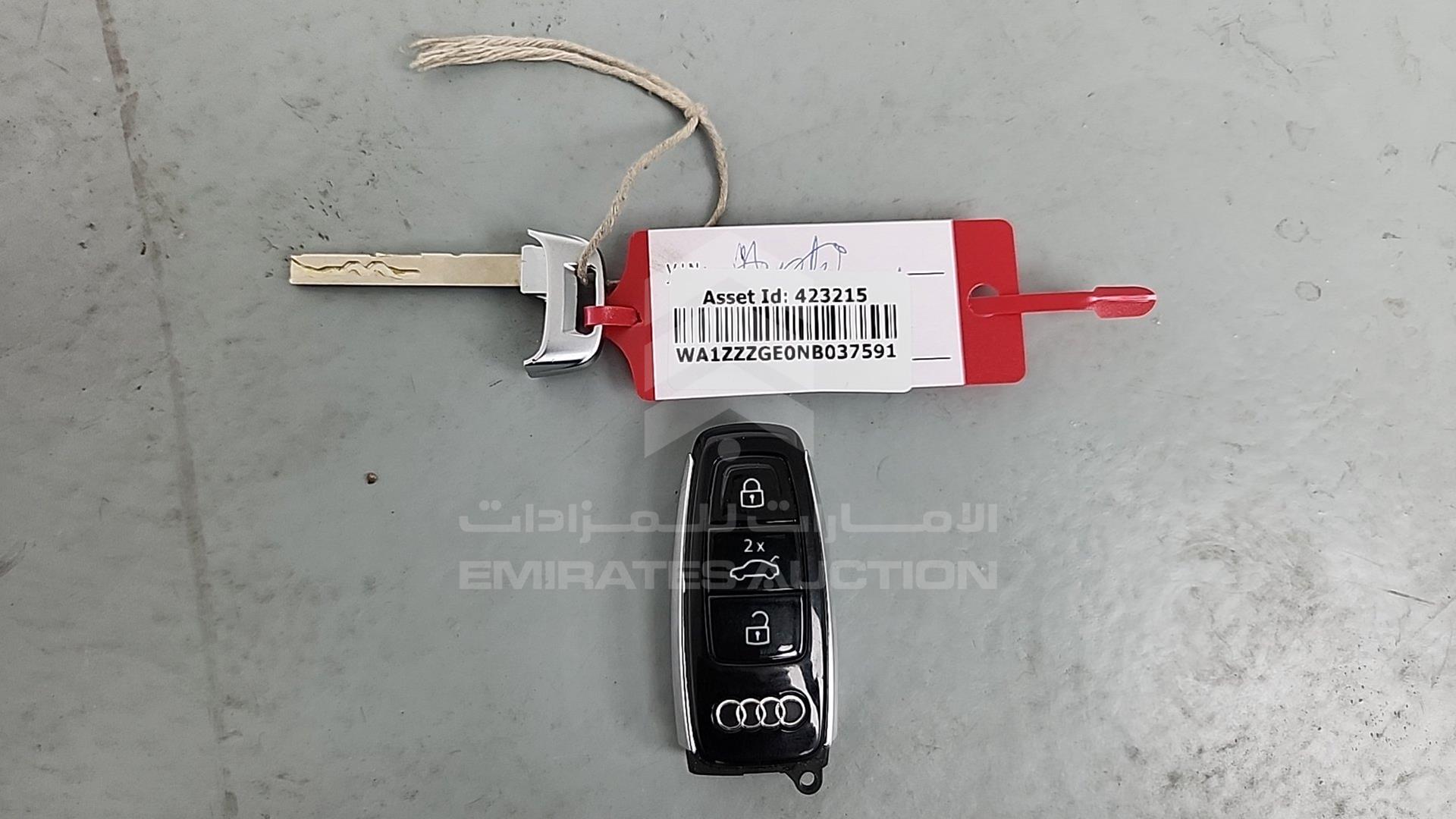 2022 AUDI E-TRON VIN: WA1ZZZGE0NB037591