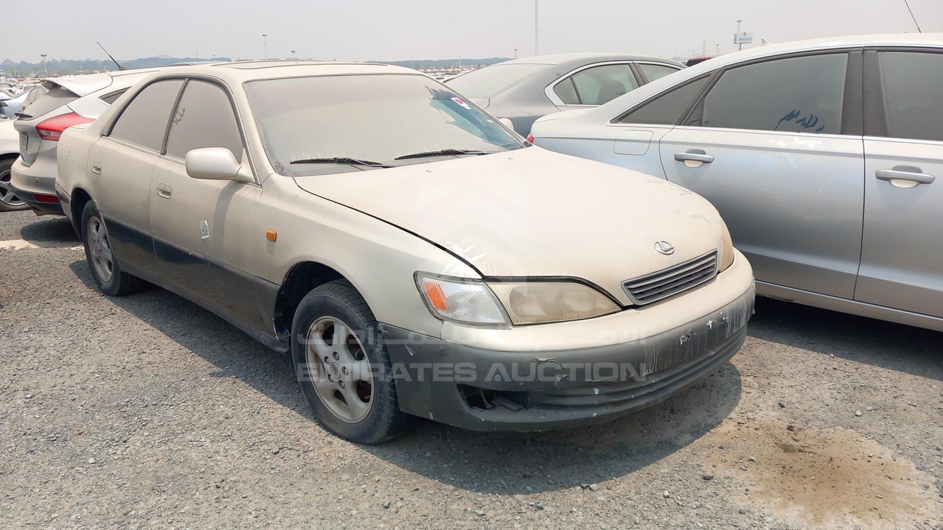 1997 LEXUS ES 300 VIN: JT8BF22G7V0028557