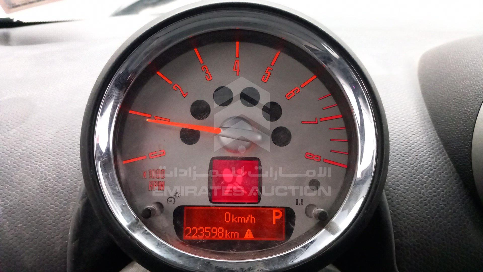 2012 MINI COOPER VIN: WMWZC5102CWK68945