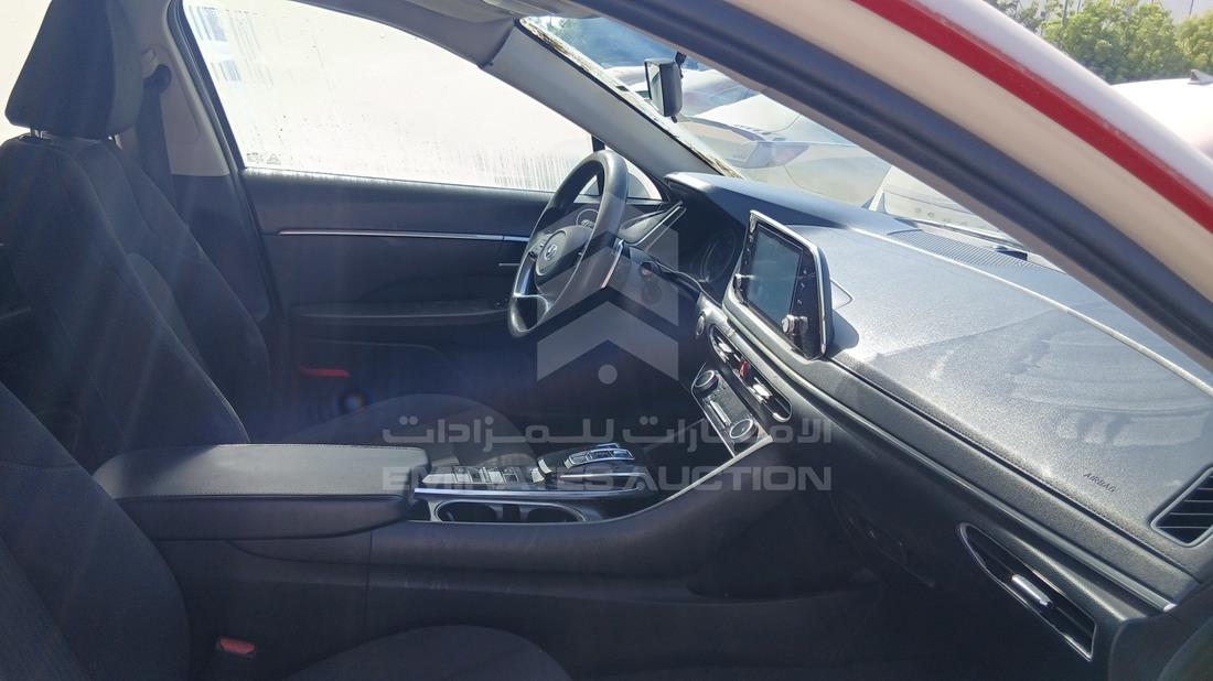 2021 Hyundai Sonata Hybrid — Front Right Passenger Seat View — Photo 23