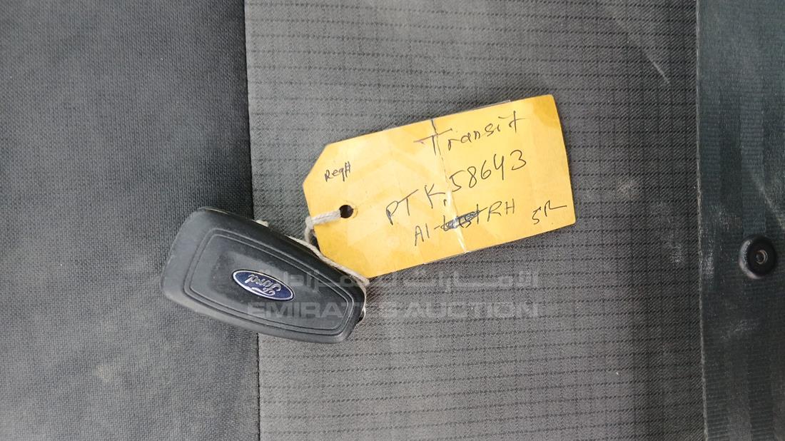 2023 Ford Transit — Keys — Photo 4