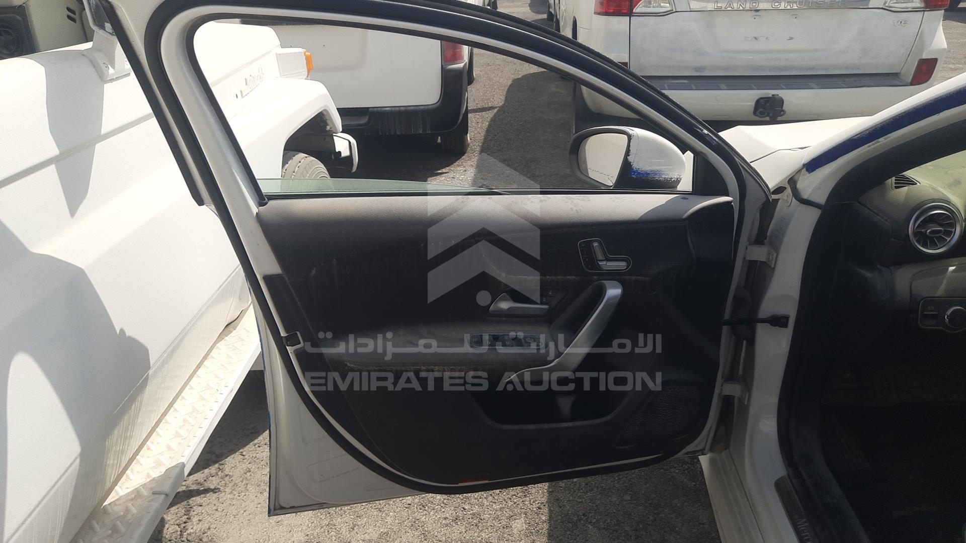 2019 MERCEDES A 250 VIN: WDD3F4GB2KJ022787