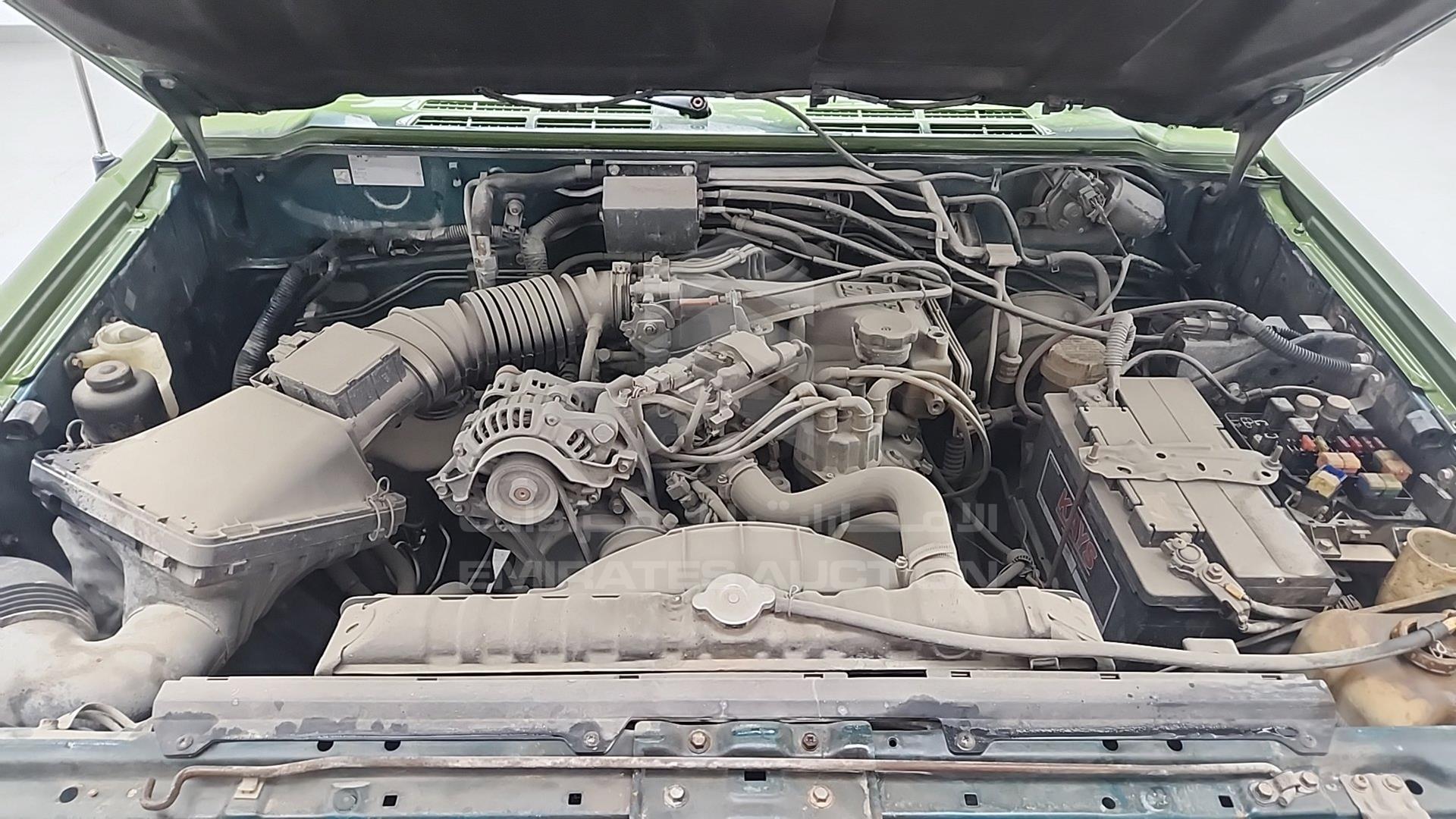 2000 MITSUBISHI PAJERO VIN: JMY0RV230YJ703802
