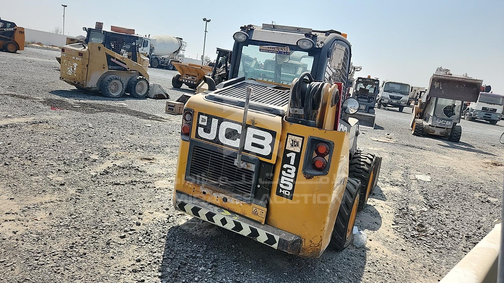 2015 JCB 135HD VIN: HAR135WSJ02431633