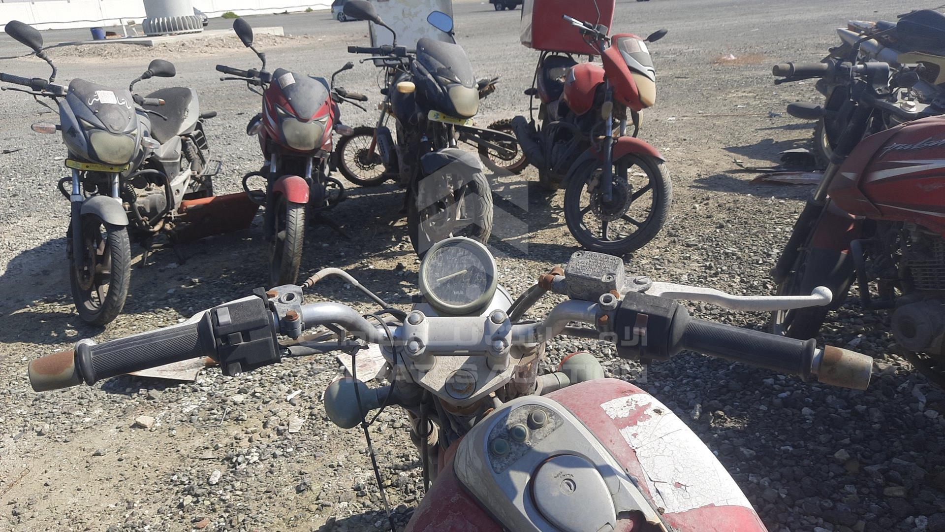 0 BAJAJ --- VIN: MD2DGDVZZPCA29327