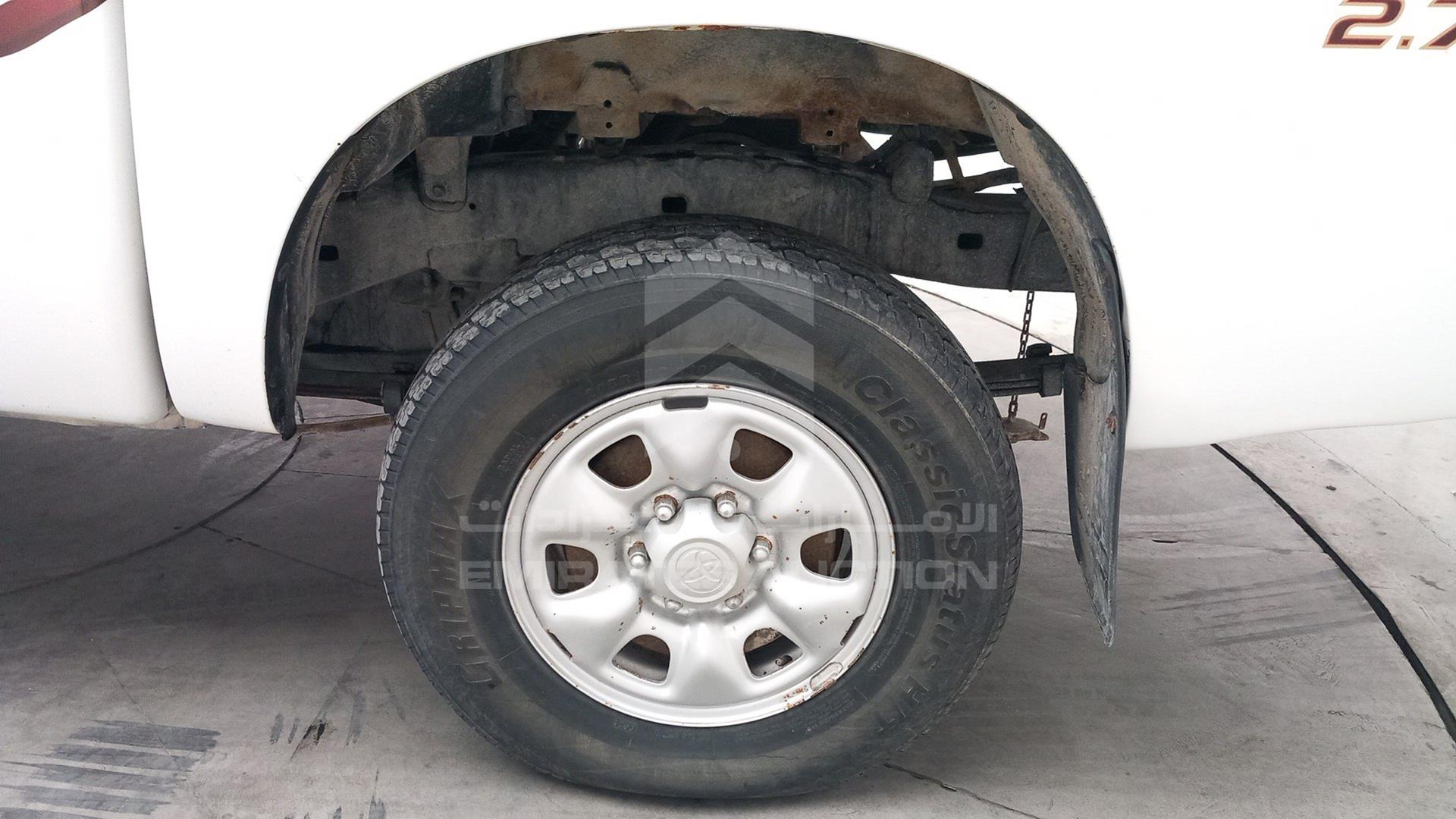 2013 TOYOTA HILUX VIN: MR0FX22G6D1360368