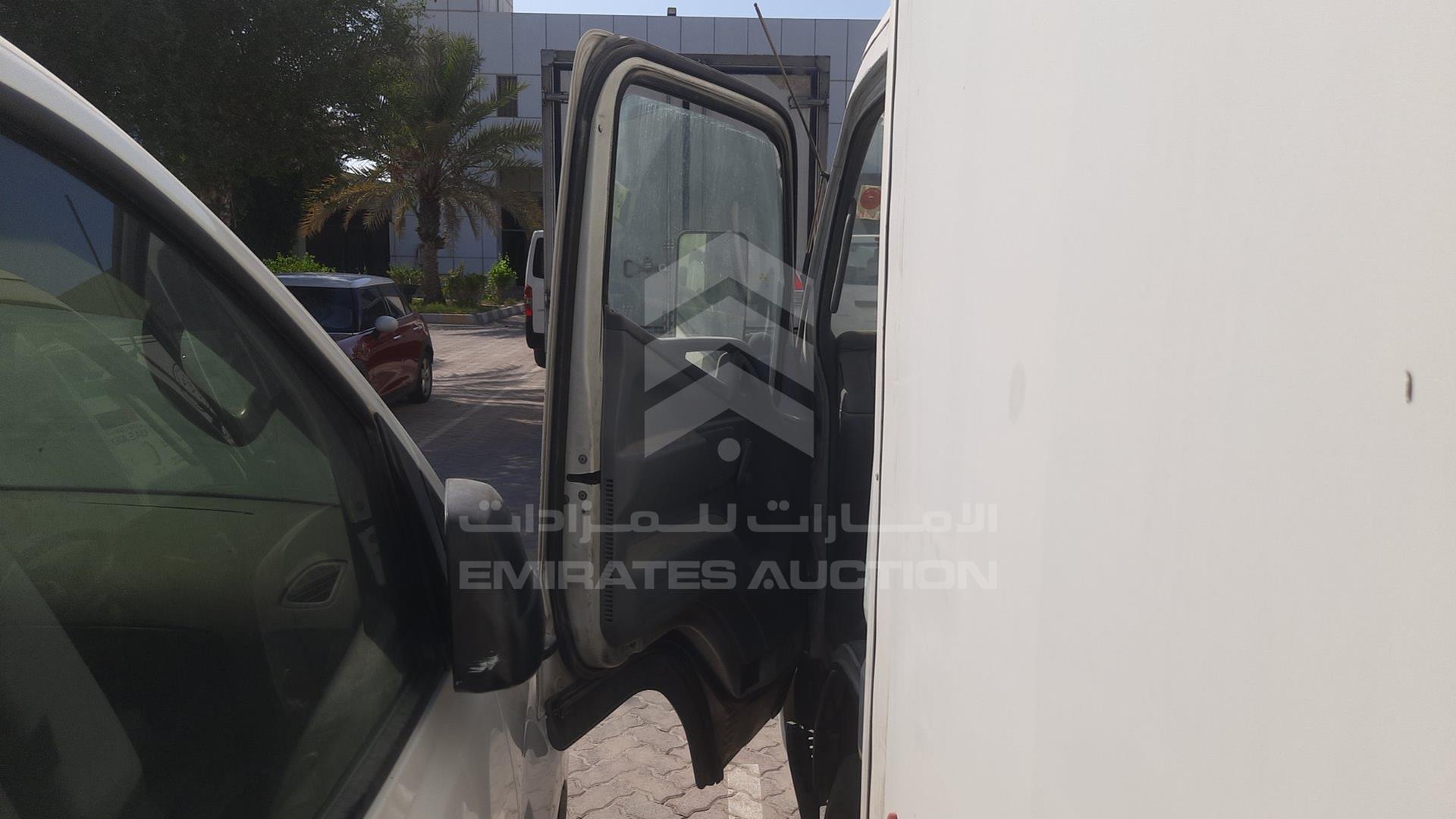 2005 MITSUBISHI CANTER VIN: JL7BCE1J75K007448