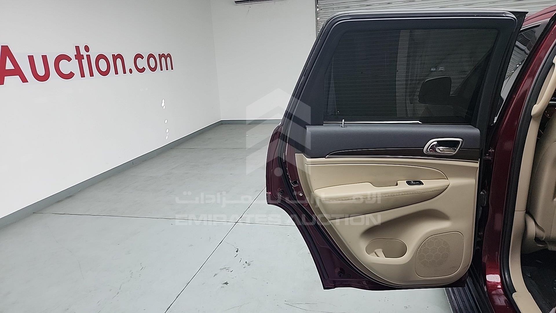 2017 JEEP GRAND CHEROKEE VIN: 1C4RJFBT5HC642965