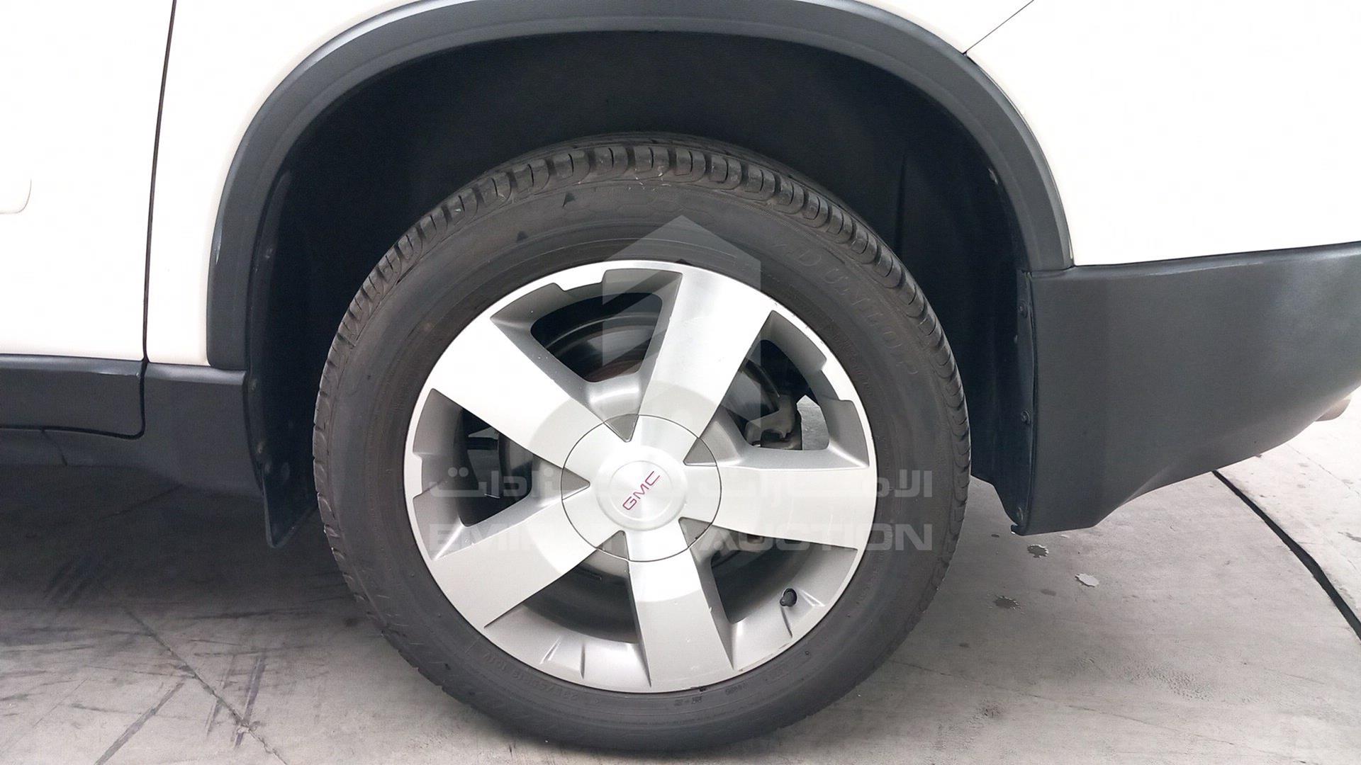 2011 GMC ACADIA VIN: 1GKKV8ED1BJ350307