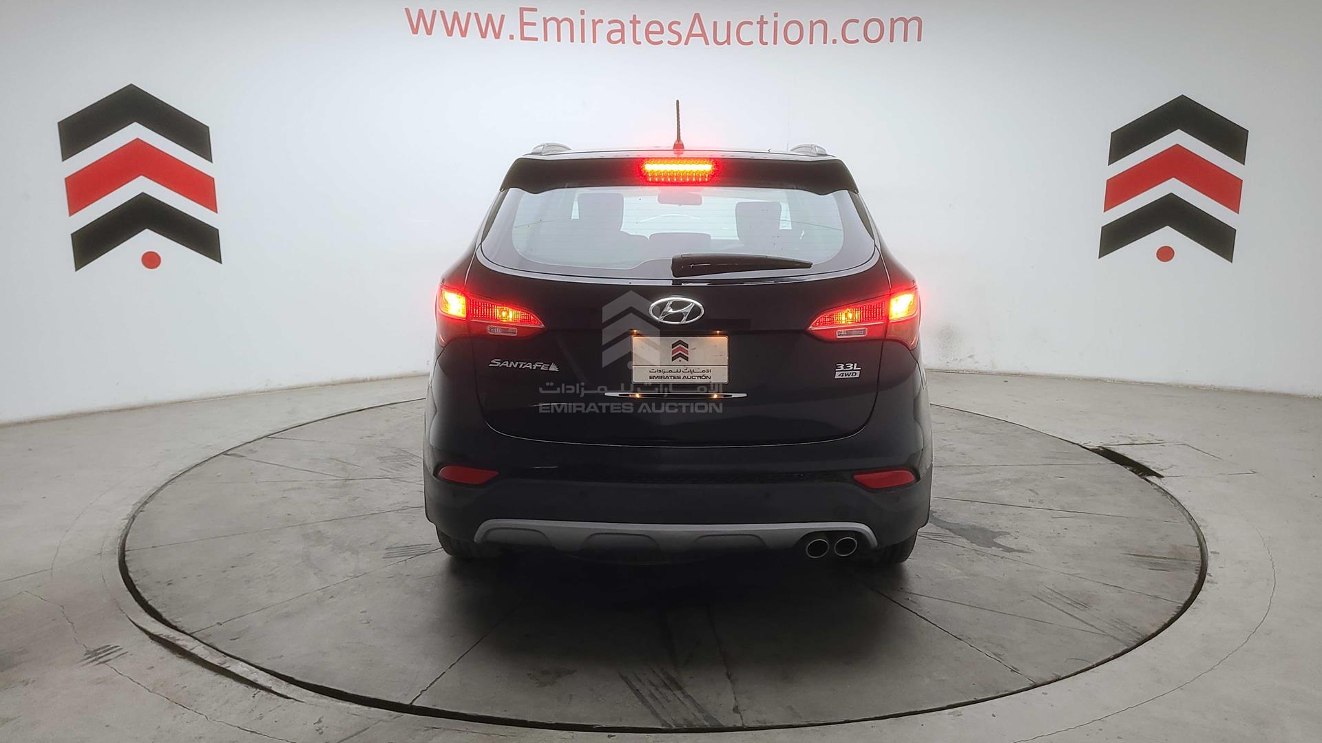 2015 HYUNDAI SANTA FE VIN: KMHSU81E8FU368459