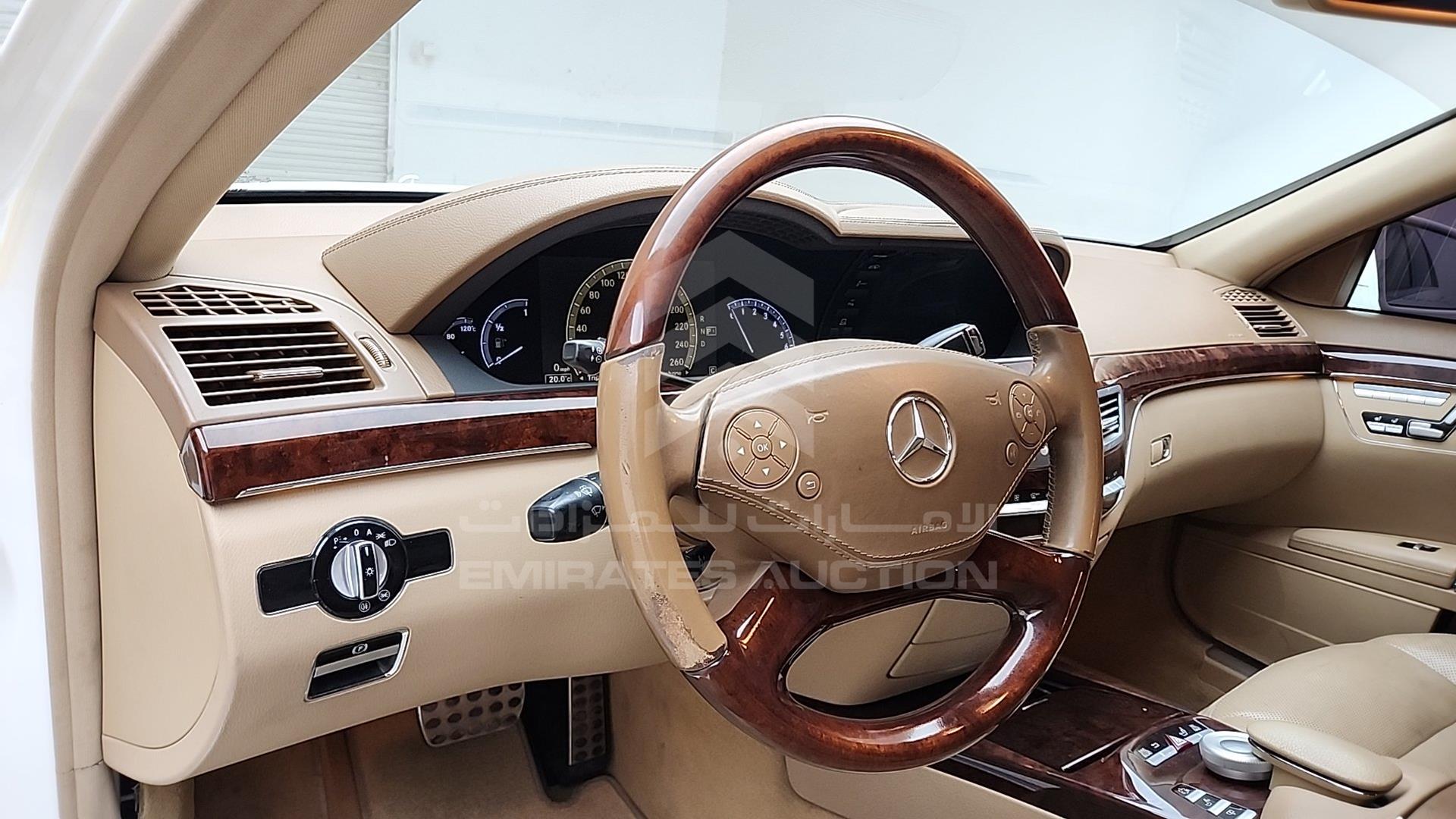 2011 MERCEDES S 350 VIN: WDDNG5GB4BA352085