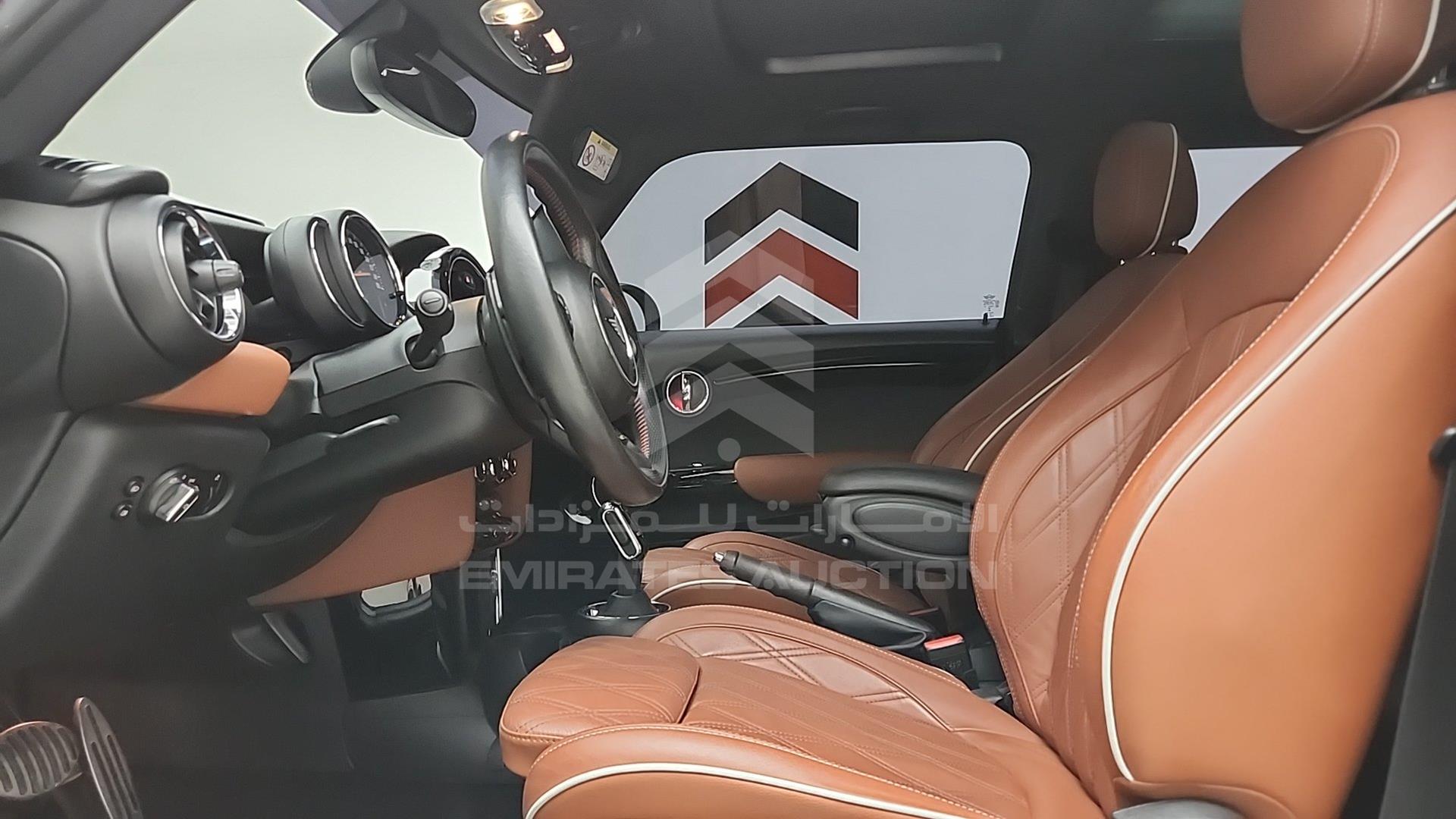 2021 MINI COOPER S VIN: WMWXR5A0XM2N20164