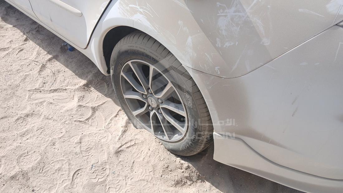 2016 Mitsubishi Lancer — Rear Left Tyre — Photo 31