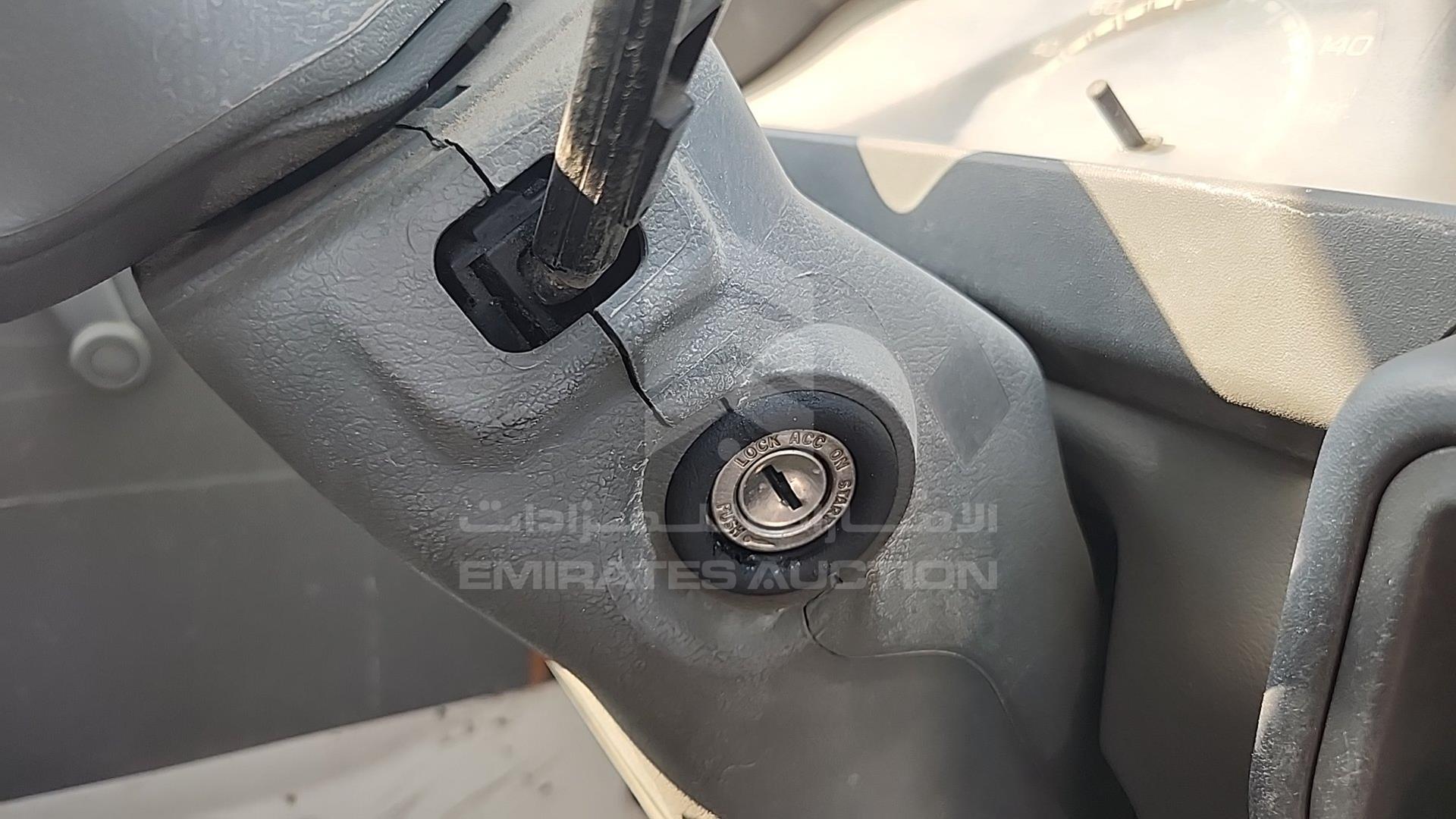 2010 MITSUBISHI L 300 VIN: JMYJNP13VAA700285