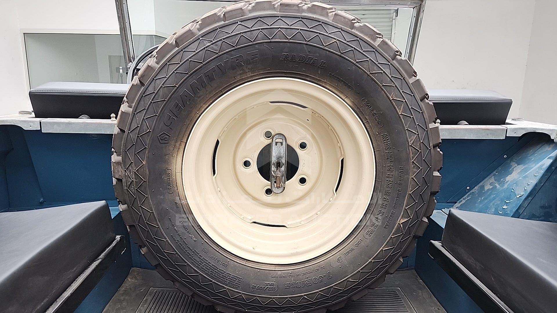 1984 LAND ROVER DEFENDER VIN: 90501351