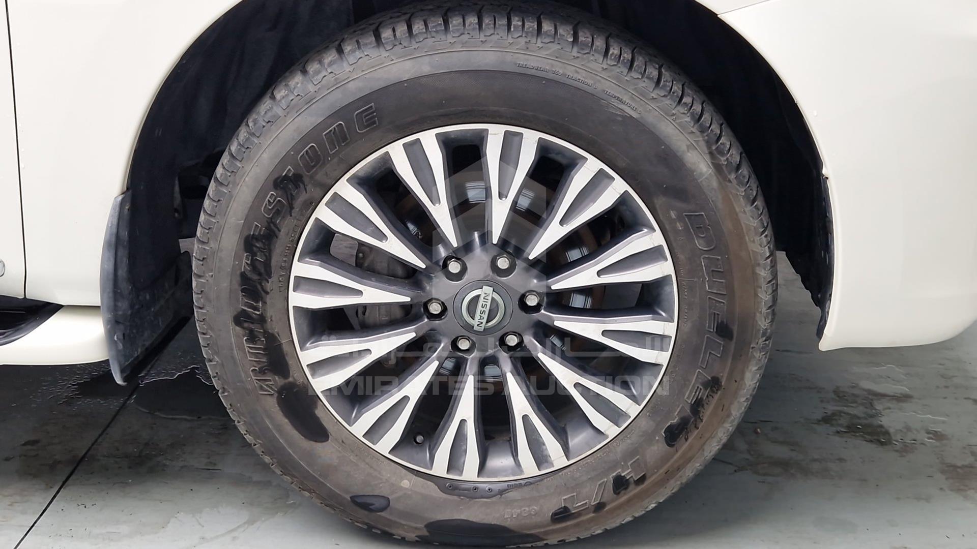 2018 NISSAN PATROL VIN: JN8AY2NY7J9353070