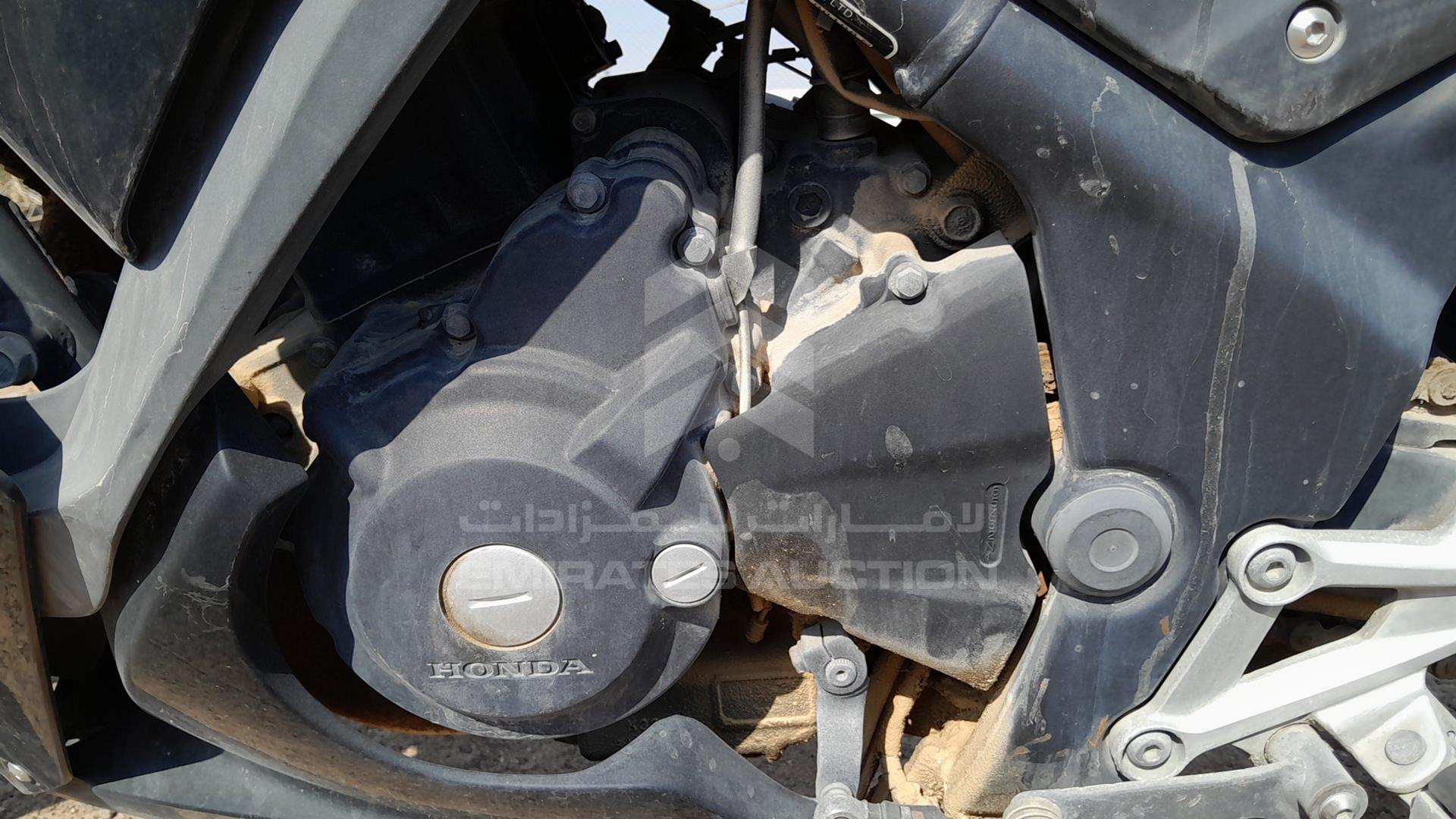 2015 HONDA CB300R VIN: MLHNC51A0F5100108