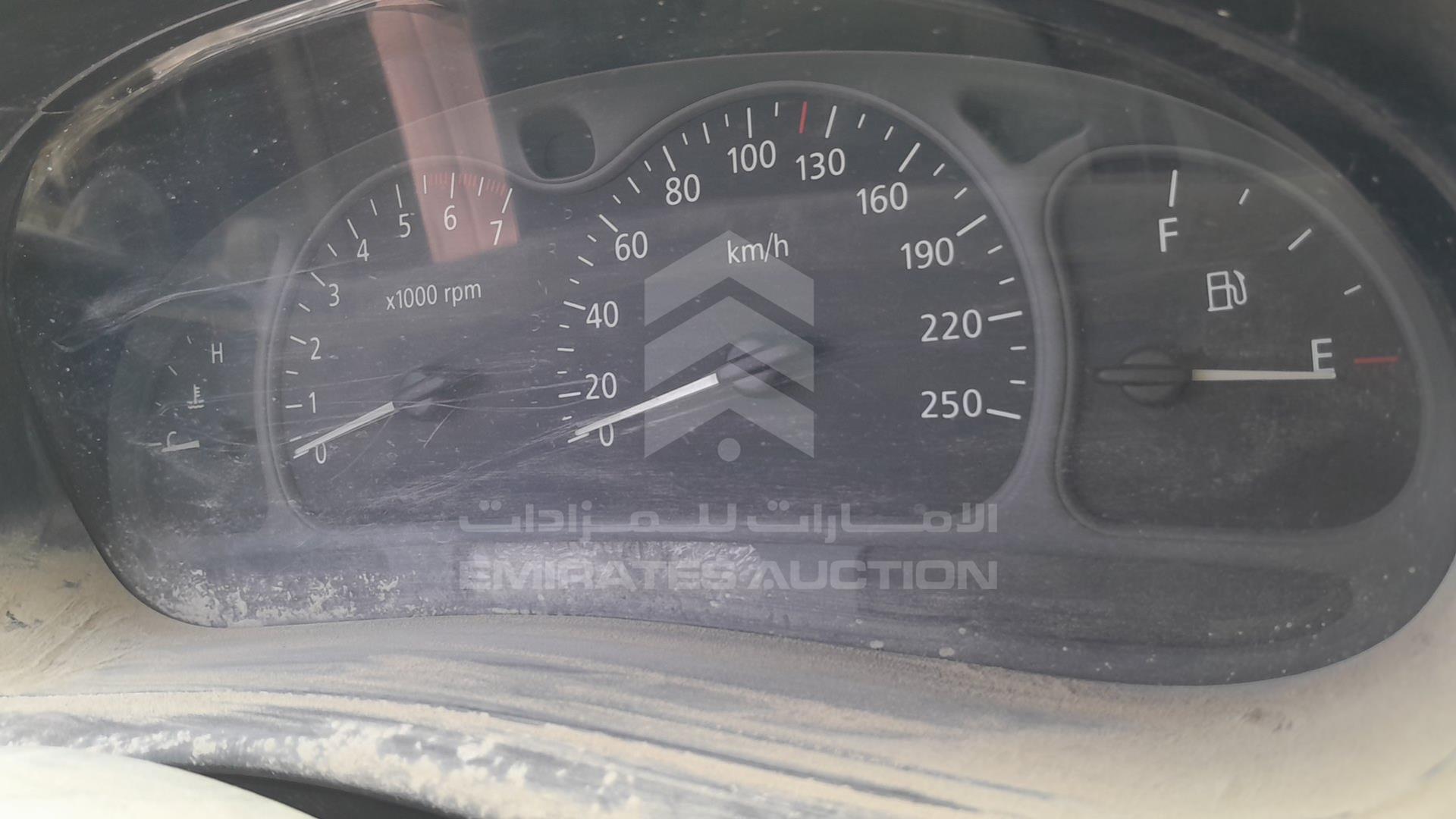 2002 CHEVROLET CAPRICE VIN: 6G1HL52F52L854018