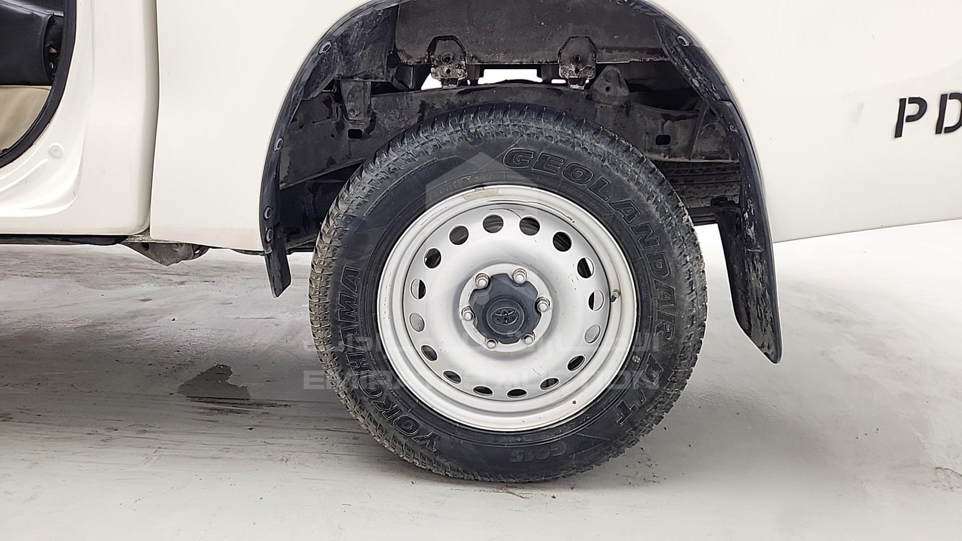 2019 TOYOTA HILUX VIN: MR0DX9CD1K2521317