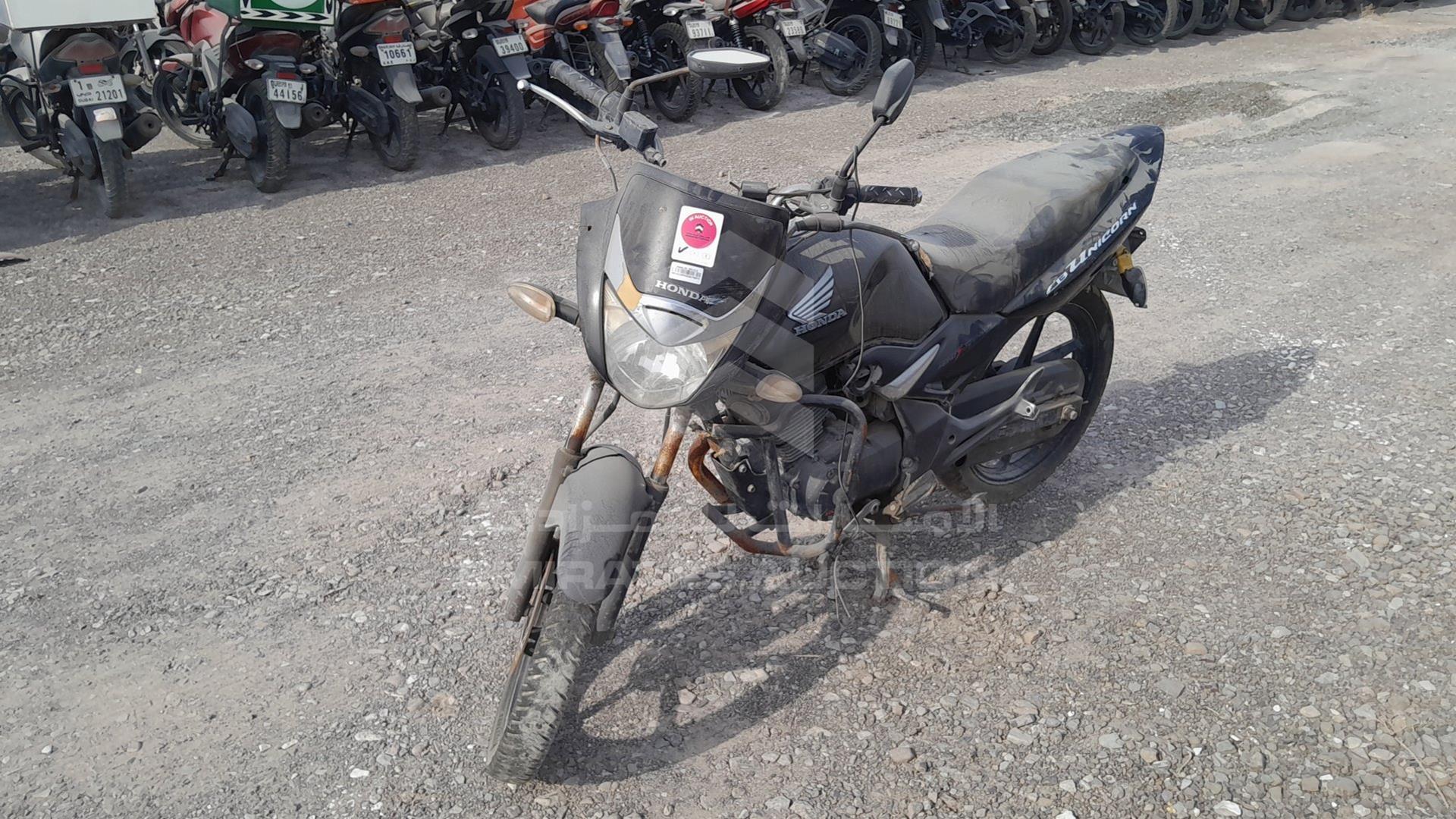 2016 HONDA UNICORN VIN: ME4KC09MJG8079874