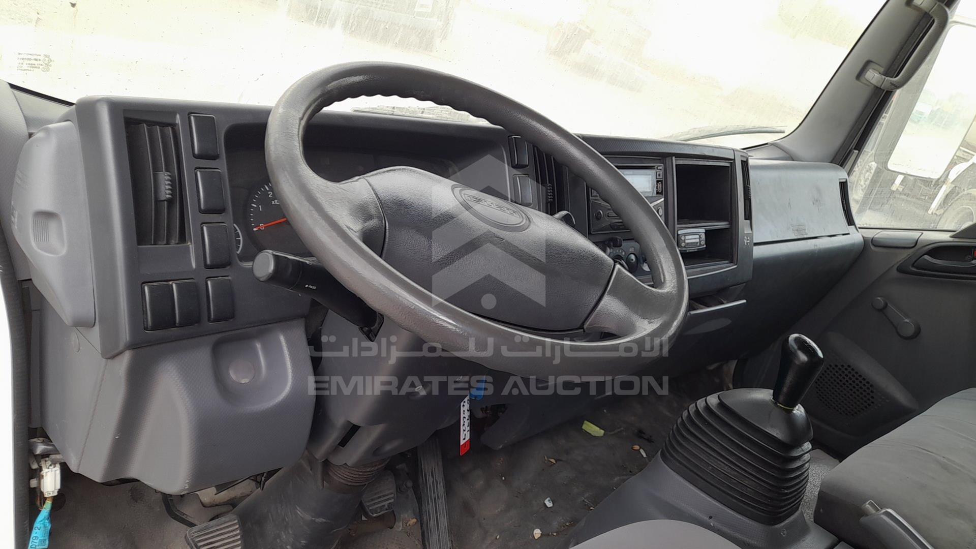 2017 ISUZU NPR VIN: JAAKP34H4H7P07991