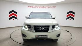 2015 Nissan Patrol — 360-degree view — Thumbnail