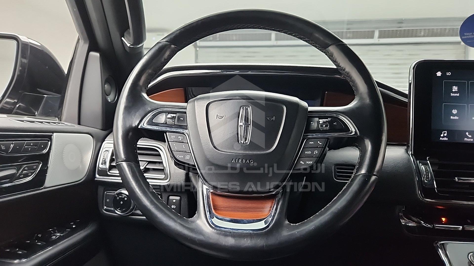 2018 LINCOLN NAVIGATOR VIN: 5LMJJ2LT4JEL16887
