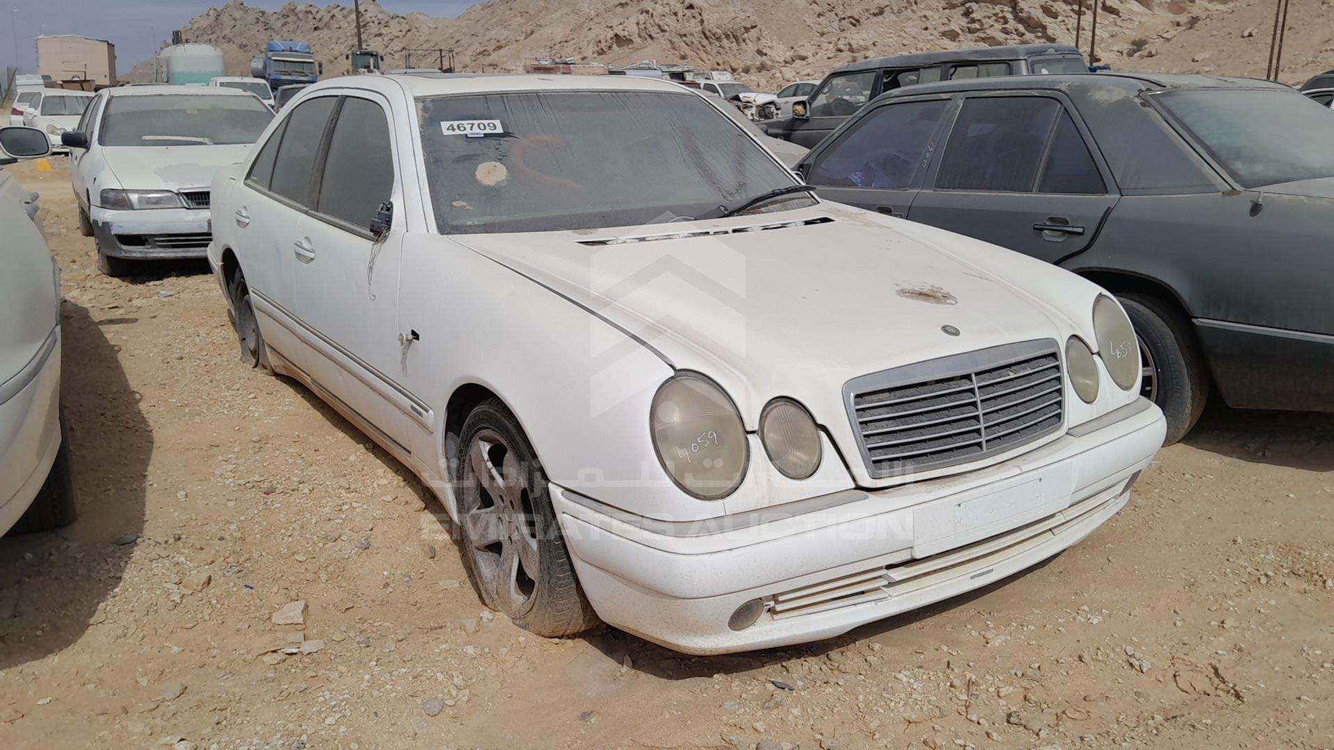0 MERCEDES E320 VIN: WDB2100351A347598