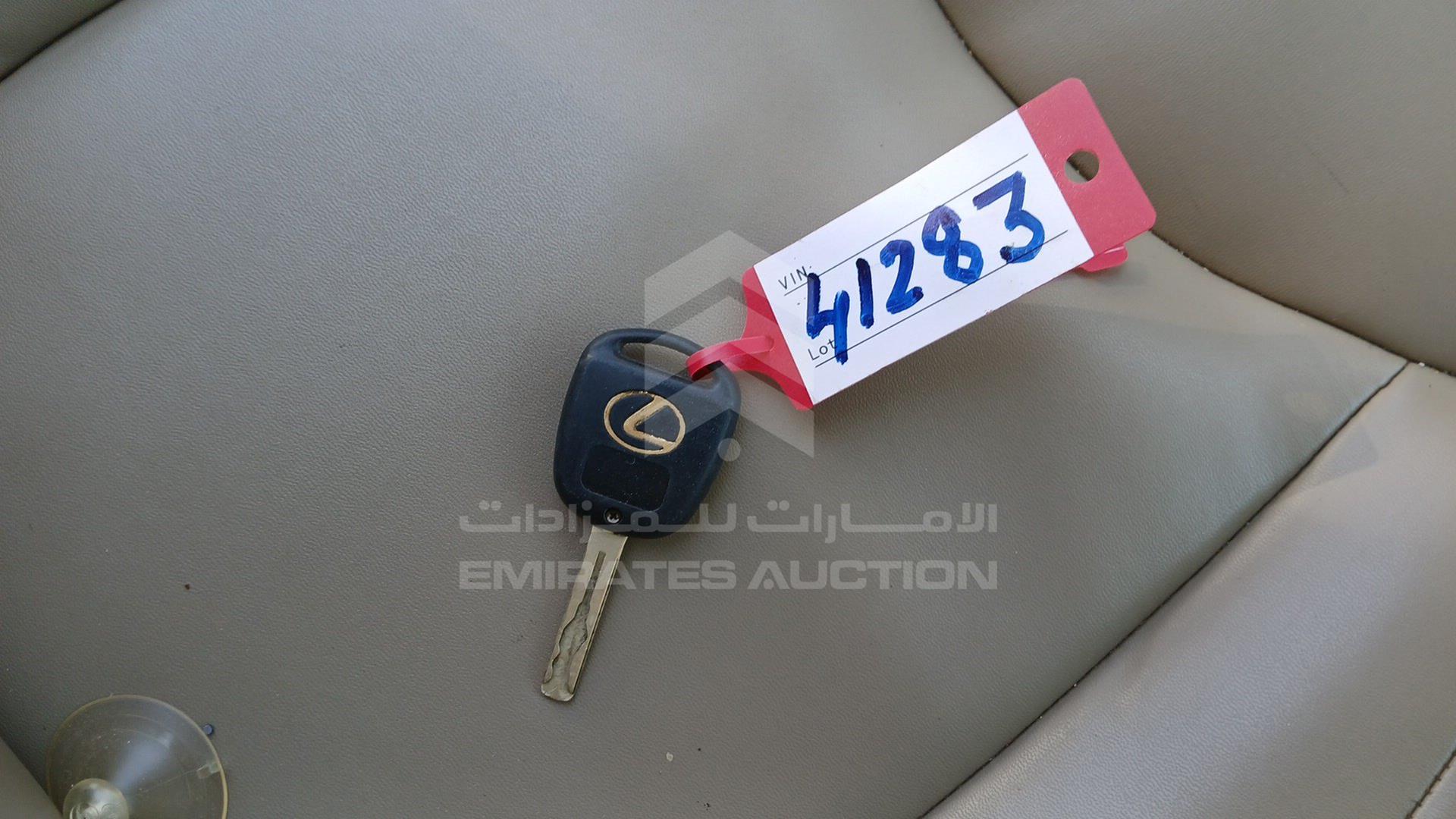2001 LEXUS LS 430 VIN: JTHBN30FX10051232