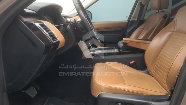 Land Rover Discovery 2017 SALRHBBV2HA021354 Image 17