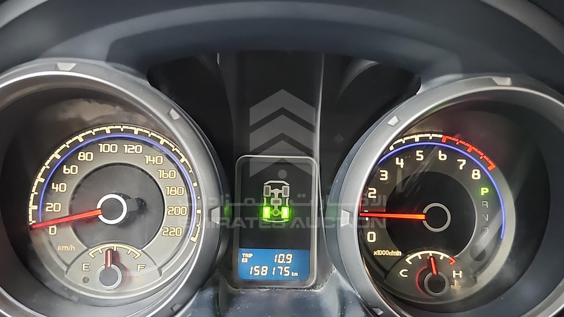 2011 MITSUBISHI PAJERO VIN: JMYLRV95WBJ701598