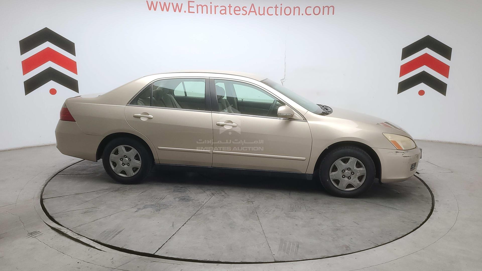 2007 HONDA ACCORD VIN: JHMCM56507C415439
