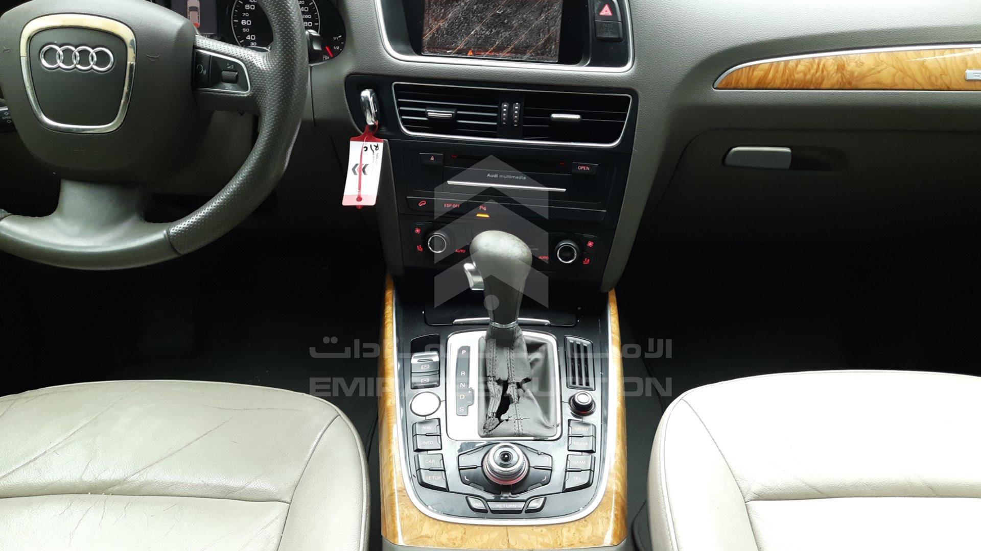2010 AUDI Q5 VIN: WAUCKC8R0AA045458