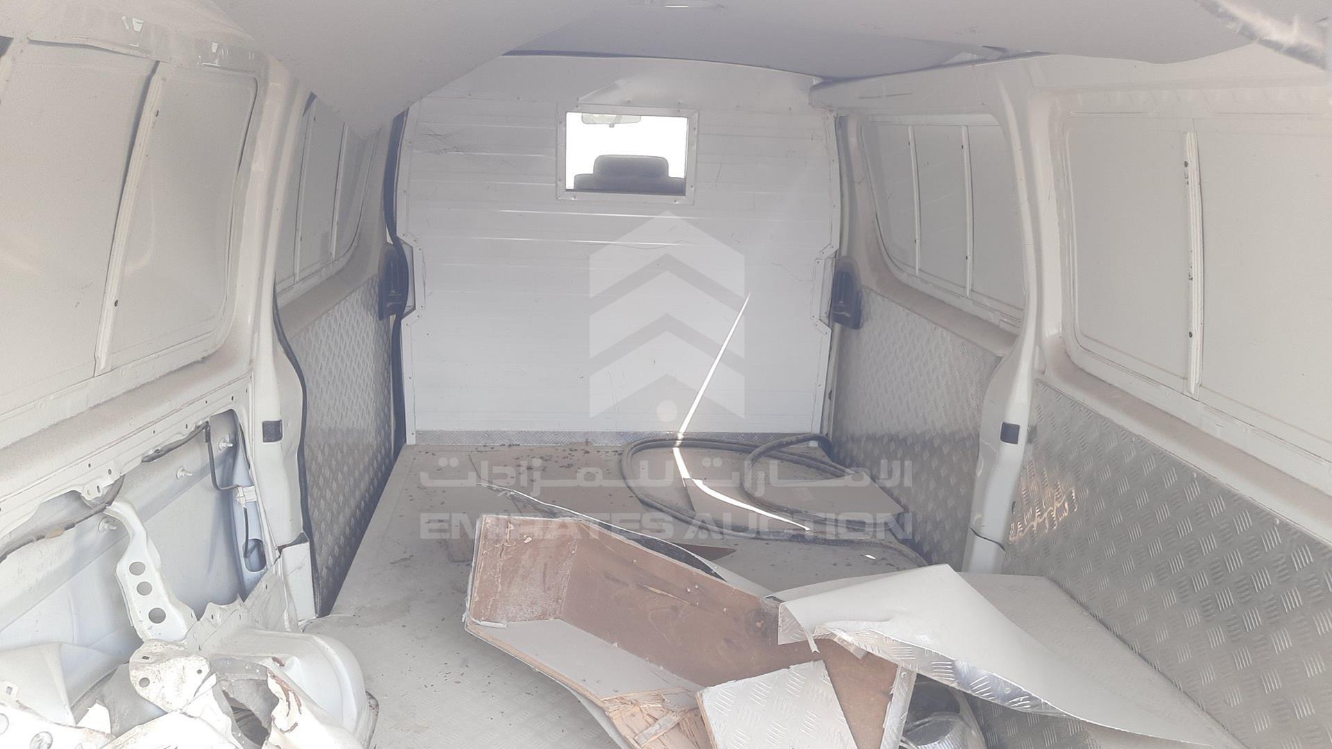 0 TOYOTA HIACE VIN: JTFHX02P7P0127998