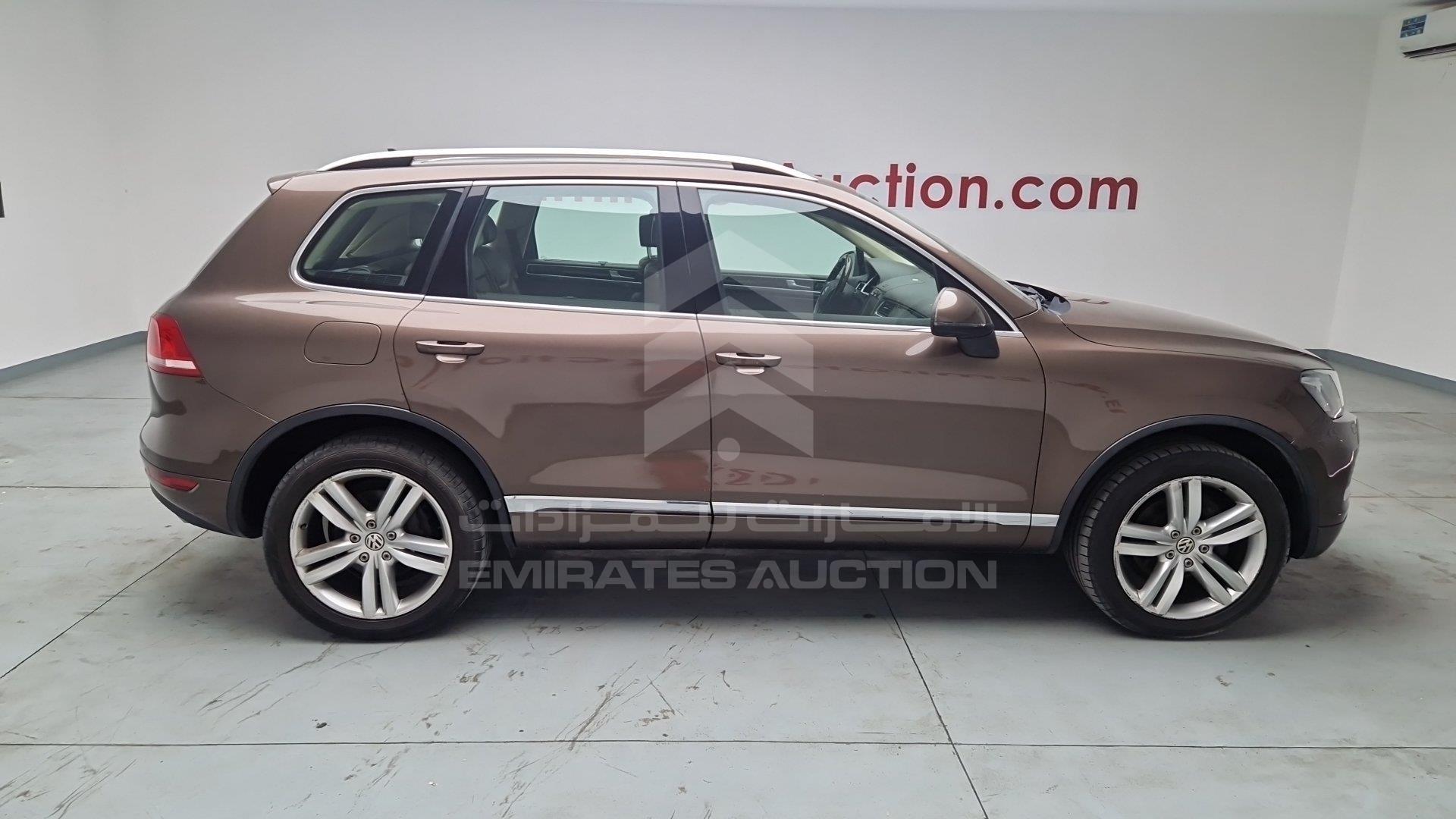 WVGBC37P4CD065642 - 2012 Volkswagen Touareg - #507553