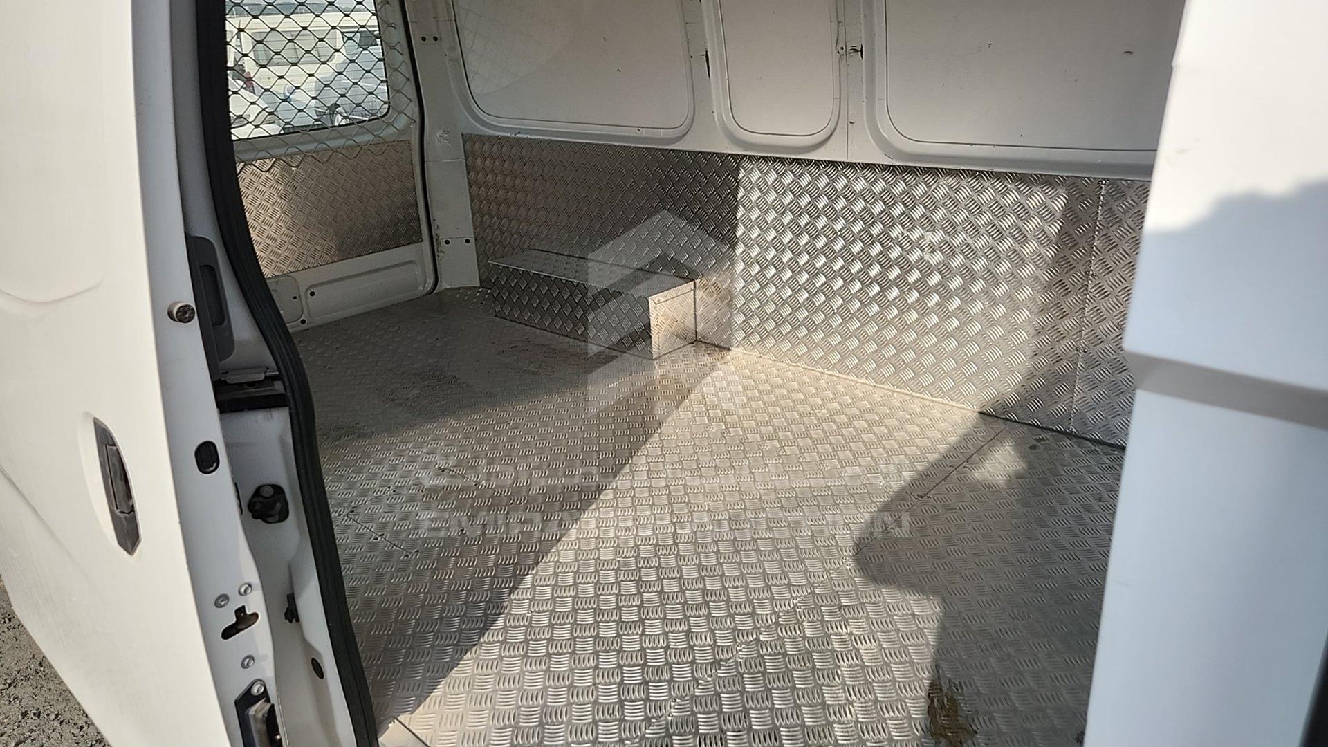 2022 NISSAN URVAN VIN: JN6BE6CS7N9426746