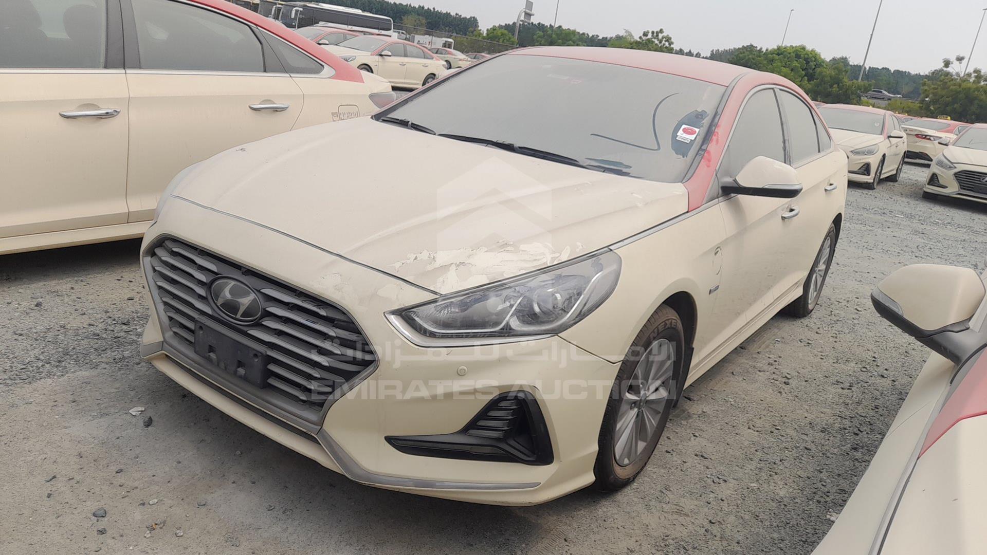 2019 HYUNDAI SONATA VIN: KMHE24130KA092946