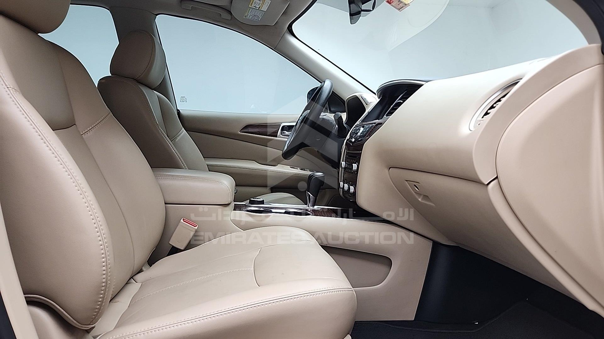2018 NISSAN PATHFINDER VIN: 5N1DR2M52JC600894